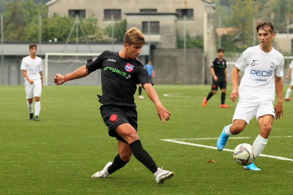 L’Under 17 Virtus Ciserano Bergamo in azione contro il Sarnico ad Albino