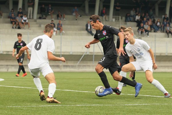 L’Under 17 Virtus Ciserano Bergamo in azione contro il Sarnico ad Albino