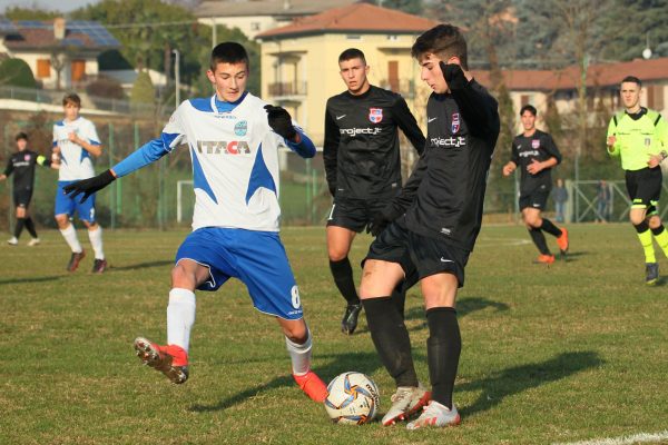 L’Under 17 di mister Guizzetti in campo in casa del Ponte San Pietro (0-0)