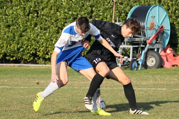 L’Under 17 di mister Guizzetti in campo in casa del Ponte San Pietro (0-0)