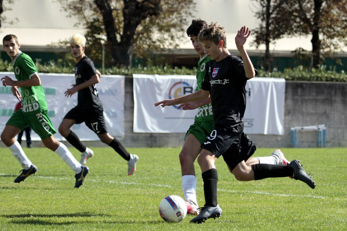Under 17 Virtus Ciserano Bergamo-Sported Maris (7-1). le immagini del match