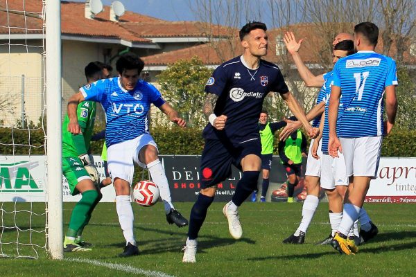 Desenzano Calvina-Virtus Ciserano Bergamo (1-2): le immagini del match