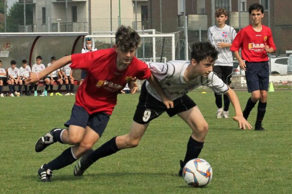 Gli Esordienti 2008 Virtus Ciserano Bergamo vincitori del Trofeo De Guz