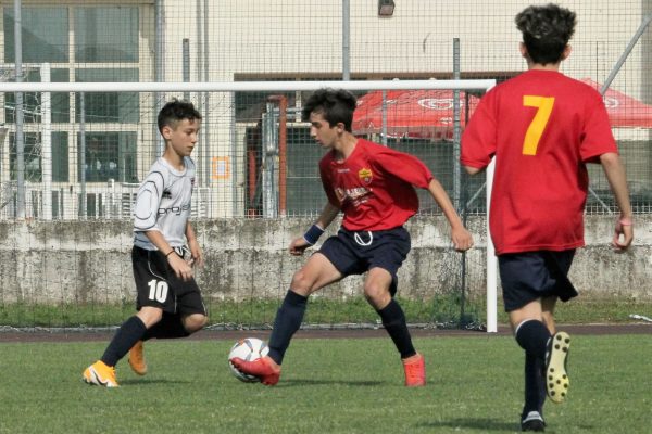 Gli Esordienti 2008 Virtus Ciserano Bergamo vincitori del Trofeo De Guz