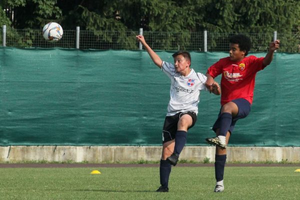 Gli Esordienti 2008 Virtus Ciserano Bergamo vincitori del Trofeo De Guz