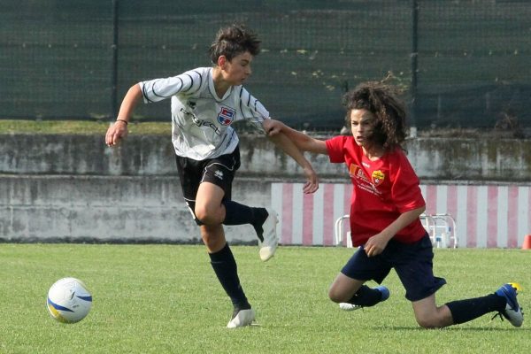 Gli Esordienti 2008 Virtus Ciserano Bergamo vincitori del Trofeo De Guz