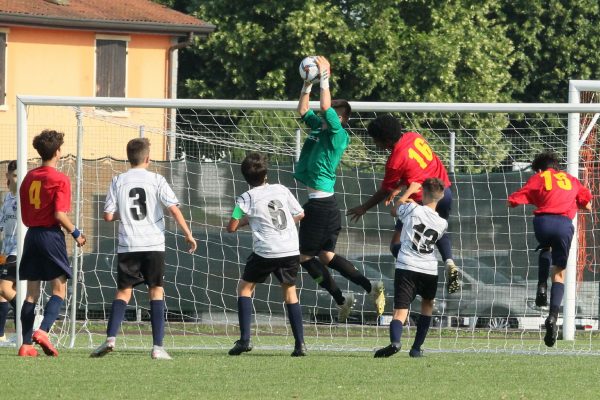 Gli Esordienti 2008 Virtus Ciserano Bergamo vincitori del Trofeo De Guz