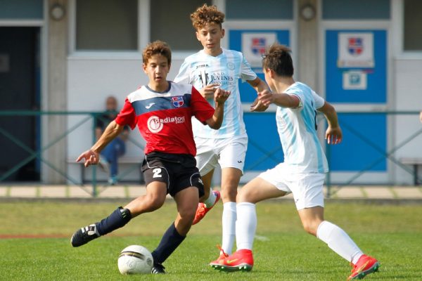 Under 14 Virtus Ciserano Bergamo al Carillo nella sfida contro la Juvenes Gianni Radici