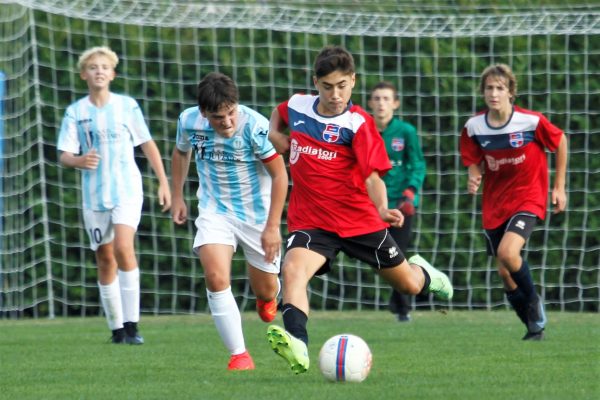 Under 14 Virtus Ciserano Bergamo al Carillo nella sfida contro la Juvenes Gianni Radici