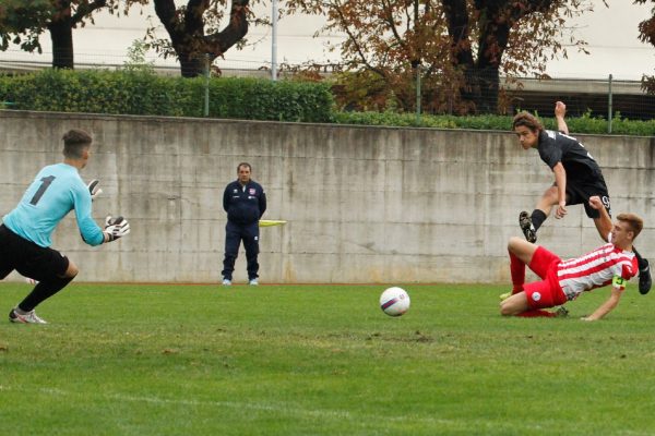 Under 17 Virtus Ciserano Bergamo-Caravaggio al Carillo: le immagini del match