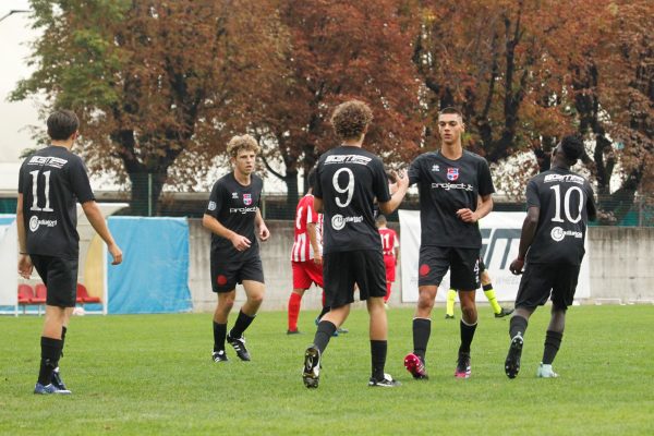 Under 17 Virtus Ciserano Bergamo-Caravaggio al Carillo: le immagini del match