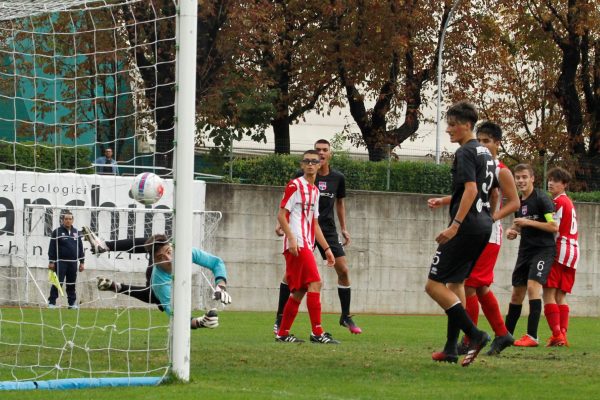 Under 17 Virtus Ciserano Bergamo-Caravaggio al Carillo: le immagini del match