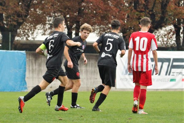 Under 17 Virtus Ciserano Bergamo-Caravaggio al Carillo: le immagini del match