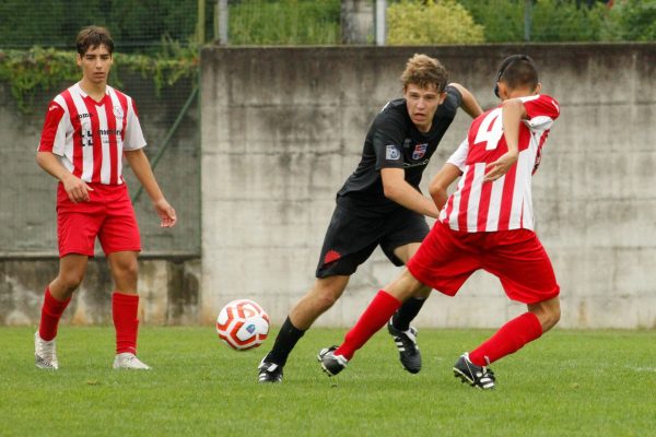 Under 17 Virtus Ciserano Bergamo-Caravaggio al Carillo: le immagini del match