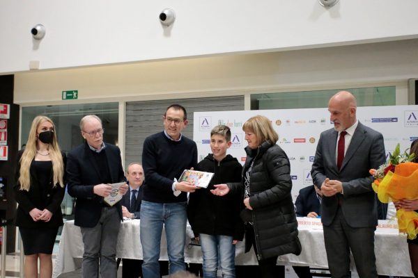 Galà del calcio bergamasco: premiati Foglieni e Casali con i premi Sensi e Durante