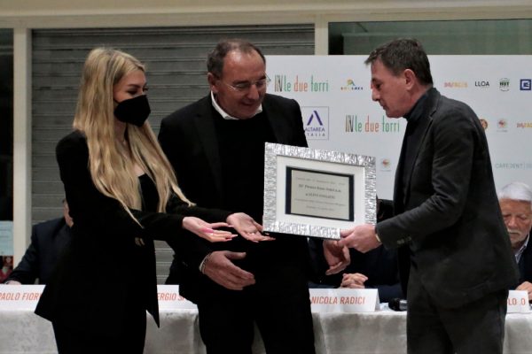 Galà del calcio bergamasco: premiati Foglieni e Casali con i premi Sensi e Durante