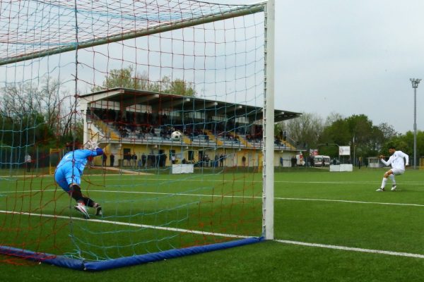 Quarti di finale di Coppa Italia: Caronnese-Virtus Ciserano Bergamo 5-6 dcr