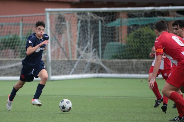 L’Under 16 festeggia la vittoria del proprio girone