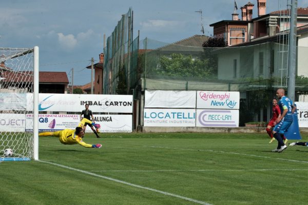 Virtus Ciserano Bergamo-Desenzano Calvina (3-4): Le immagini del match