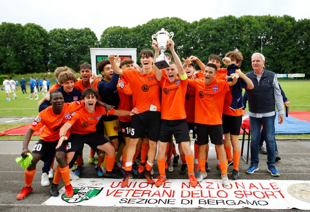 Primo round alla Virtus Ciserano Bergamo: 4-1 all’Alghero Calcio e domenica 5 giugno sfida decisiva con il Lascaris