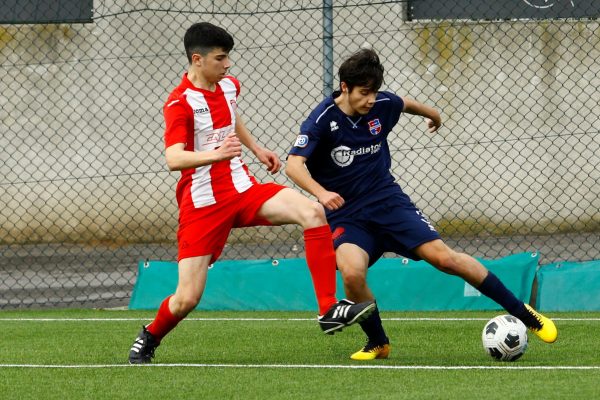 L’Under 16 festeggia la vittoria del proprio girone