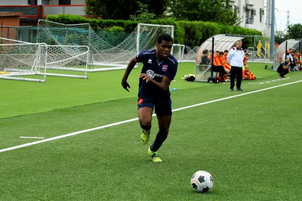 L’Under 16 festeggia la vittoria del proprio girone