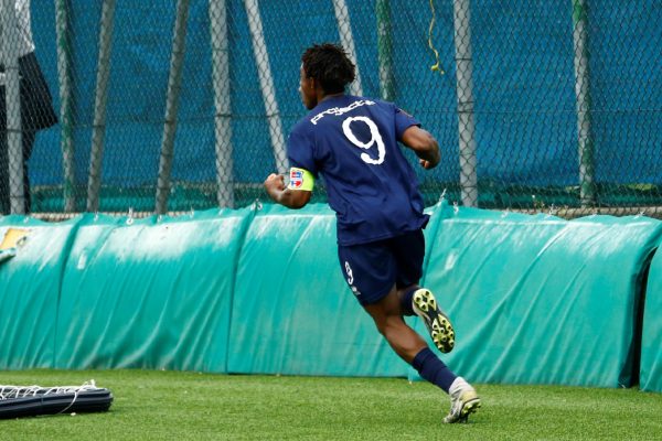 L’Under 16 festeggia la vittoria del proprio girone