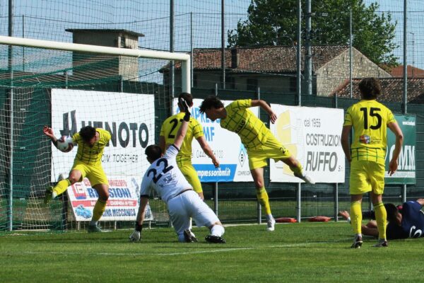 Caldiero-Virtus Ciserano Bergamo (3-2): le immagini del match