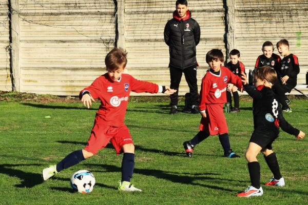 Primi Calci 2017-2018: le immagini della gara contro il Milan