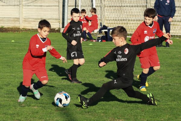 Primi Calci 2017-2018: le immagini della gara contro il Milan