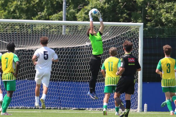 Allievi Elite U16: le immagini della vittoria in semifinale regionale contro il Sangiuliano